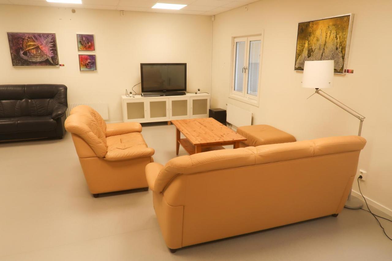Skra Hostel - Bed & Business Alnon Экстерьер фото